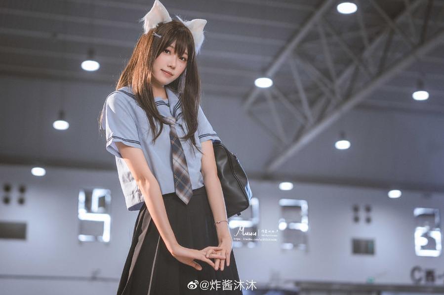 网红cos炸酱沐沐的超高清照片集让你对cosplay更有感觉